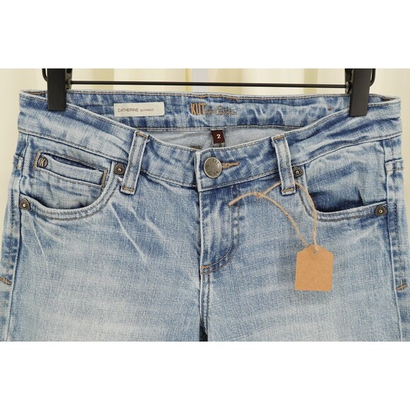 Kut From The Kloth Women's Catherine Boyfriend Distressed Straight Jeans Size 2 - Picture 2 of 16